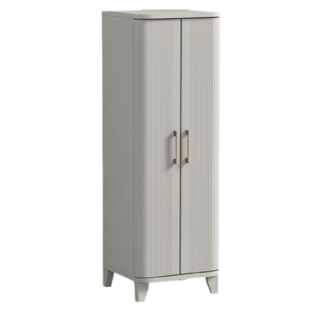 Kast met geprofileerde deuren en elegante handgrepen - Modern design voor optimale opbergruimte